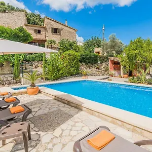 Pau By Sunvillas Mallorca Villa
